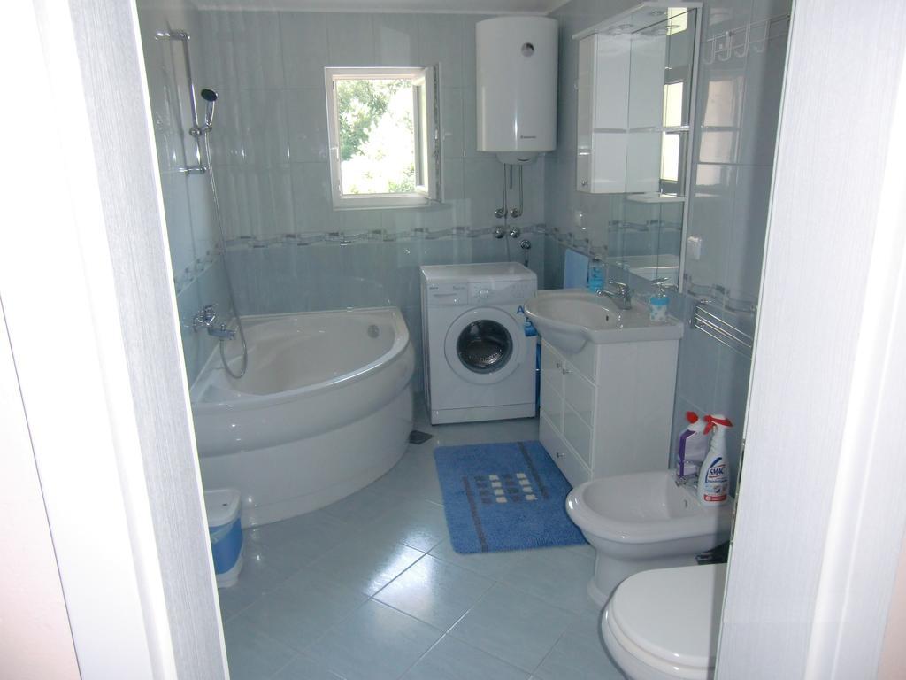 Apartment Villa Dobrijevic -Seljanovo Tivat Bilik gambar