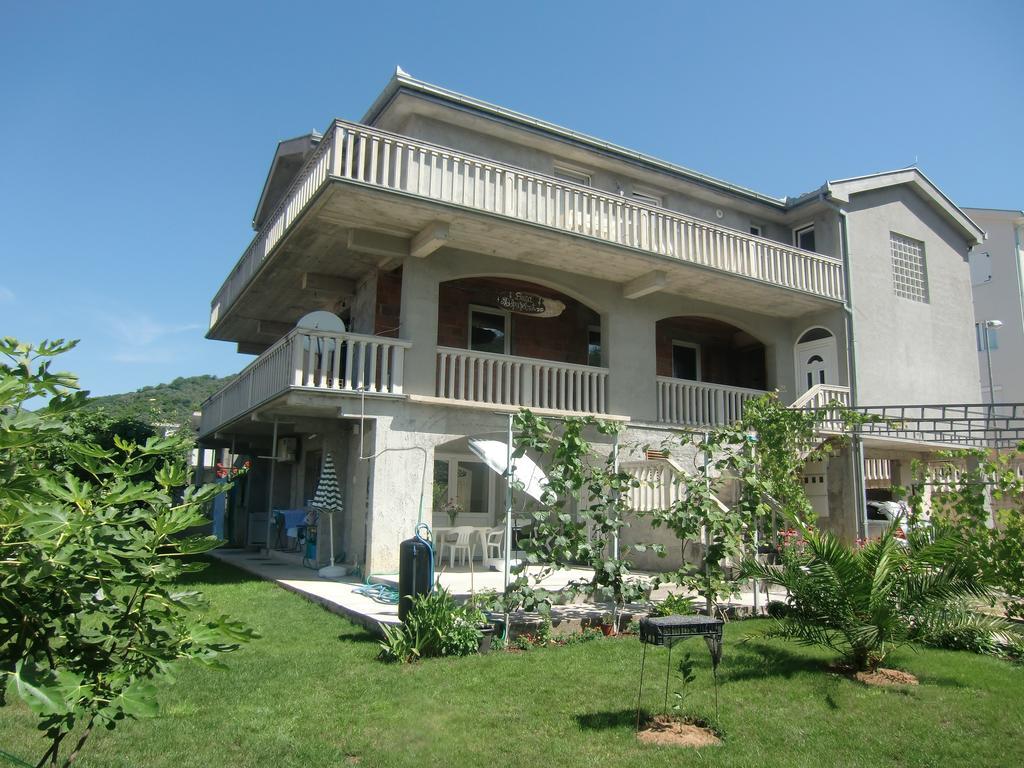 Apartment Villa Dobrijevic -Seljanovo Tivat Bilik gambar